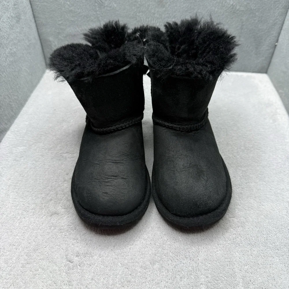UGG Mini Bailey Bow II Boots Toddler Girls Size 10 Black Sheepskin 1017397T